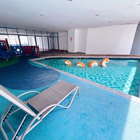 Connected Train 3 Bedrooms - Above Klgateway Mall 14 Kuala Lumpur Kültér fotó