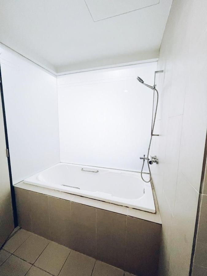 Connected Train 3 Bedrooms - Above Klgateway Mall 14 Kuala Lumpur Kültér fotó