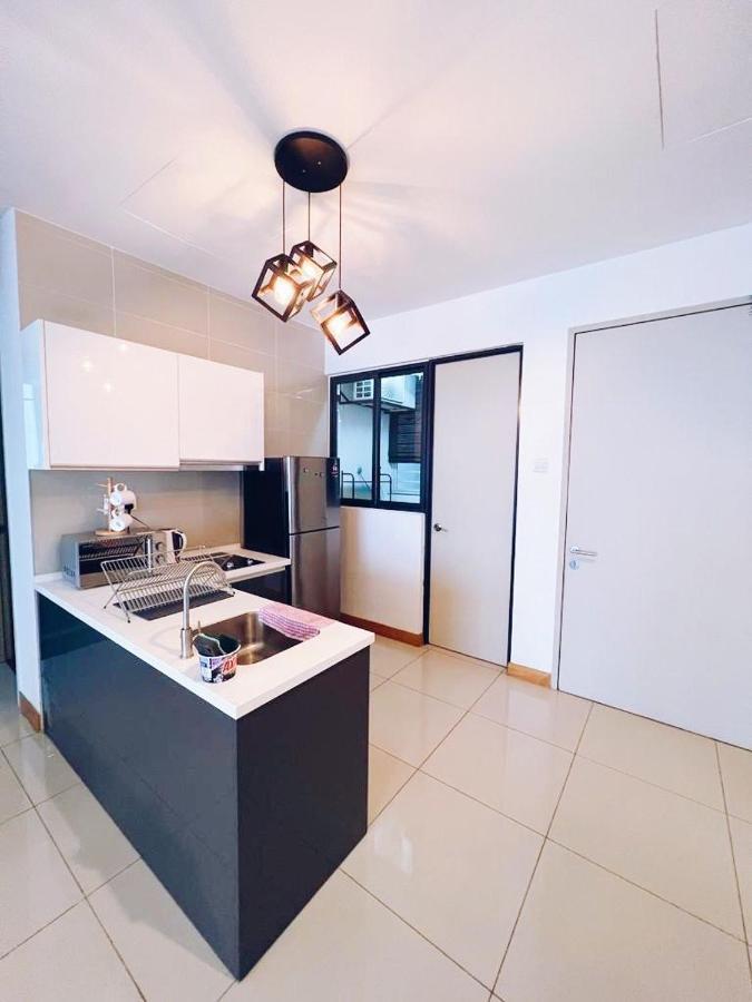 Connected Train 3 Bedrooms - Above Klgateway Mall 14 Kuala Lumpur Kültér fotó