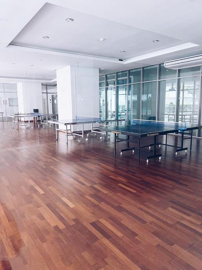 Connected Train 3 Bedrooms - Above Klgateway Mall 14 Kuala Lumpur Kültér fotó