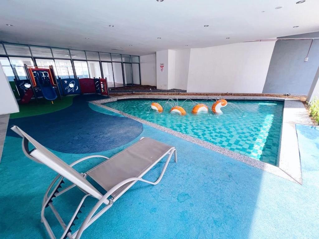 Connected Train 3 Bedrooms - Above Klgateway Mall 14 Kuala Lumpur Kültér fotó