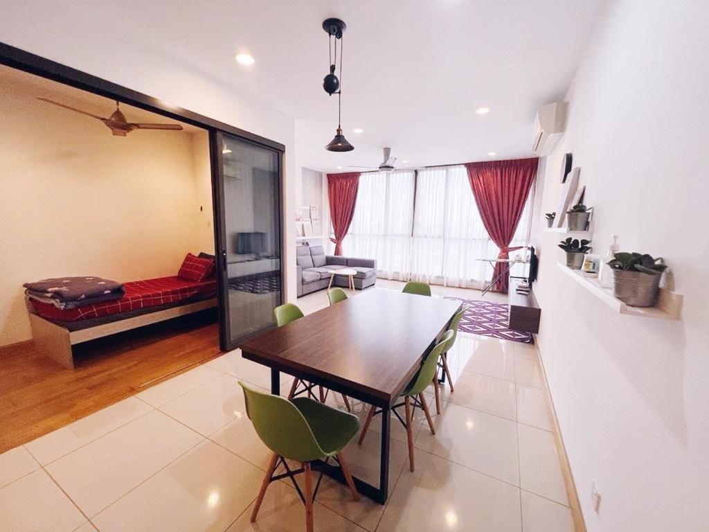 Connected Train 3 Bedrooms - Above Klgateway Mall 14 Kuala Lumpur Kültér fotó
